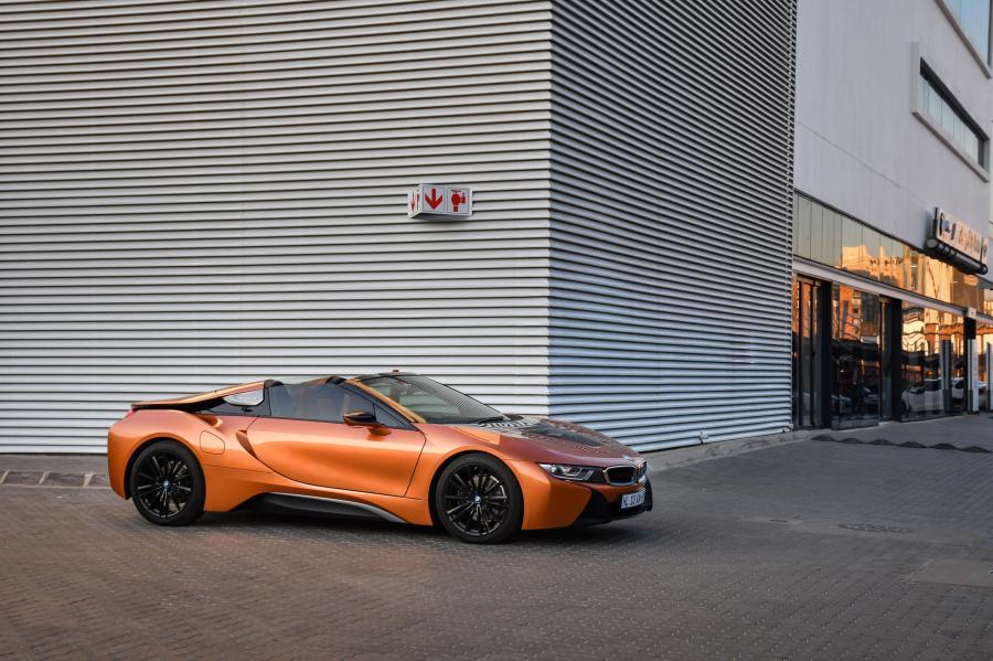  BMW i8 Roadster (I15) 2018 года  (ZA) (фото 24 из 44)